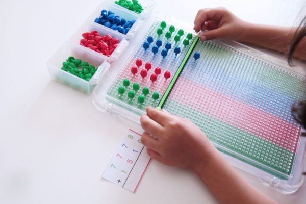 Juego de las estampillas Montessori DIY