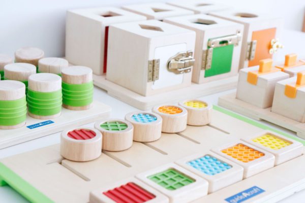 Materiales de inspiración Montessori Guidecraft