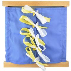 Bastidor de madera con lazos - Montessori