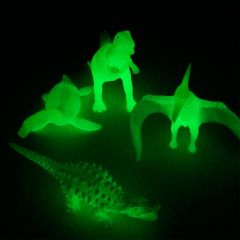 Dinosaurios que brillan en la oscuridad (6) - Playlearn