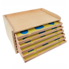 Gabinete geométrico de madera con 6 cajones - Montessori