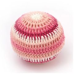 Pelota sonajero de crochet rosa - aPunt Barcelona