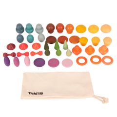 Piezas de madera de colores Cesta de los tesoros (42) - TickiT